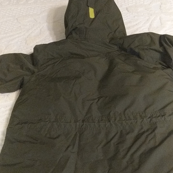 Lands End Coat - Picture 8 of 9